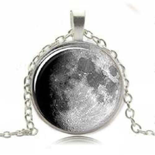 Silver Waxing Moon Pendant Necklace - AttractionOil.com